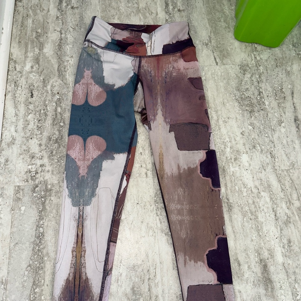 AZIAM leggings size XS